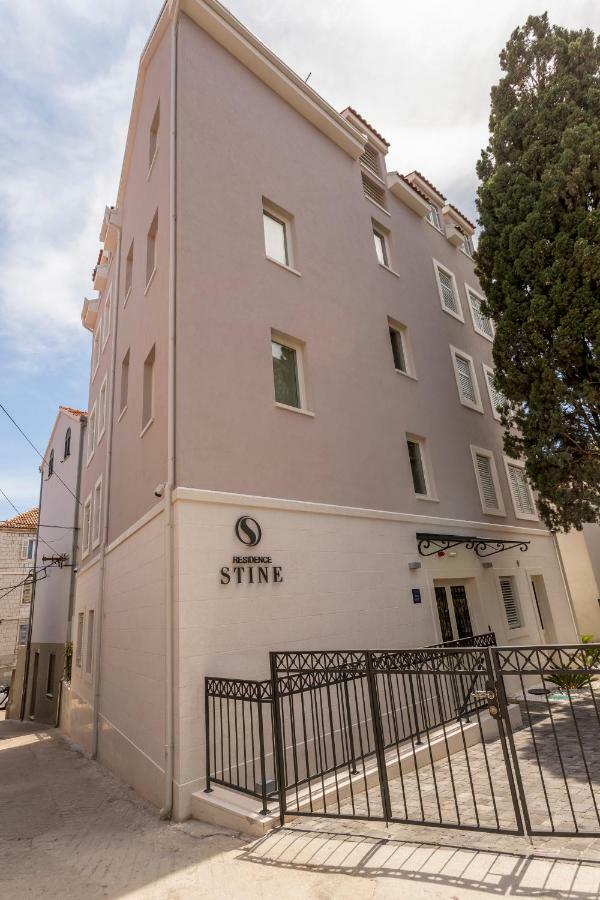 Residence Stine Split Buitenkant foto